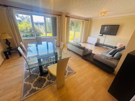2 bedroom flat to rent - Photo 2