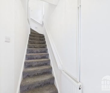 2 bedroom semi-detached house to rent - Photo 6