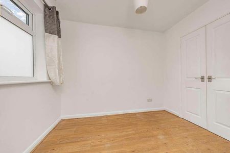 Orchard Waye, Uxbridge, UB8 - Photo 4