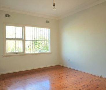 Three Bedroom Family Home Canterbury - Photo 6
