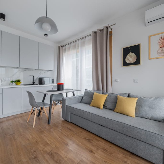 Sprawdź>>>Przytulne Kawalerka Rondo Daszyńskiego 34 m² - Zdjęcie 1