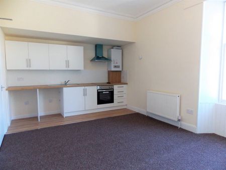 Flat Coupar Angus Road, Dundee - Photo 5