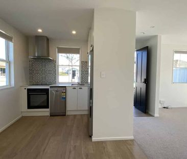 Addington Townhouse - Photo 4
