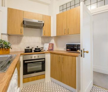 2 bedroom apartment to rent - Photo 5