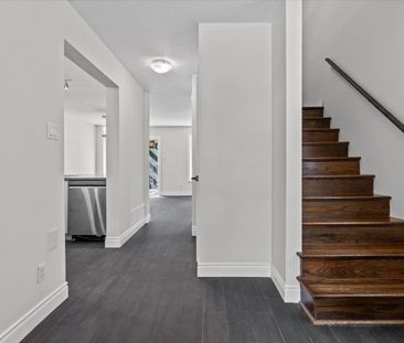 For Lease - 32 Michael Crescent, Barrie, Ontario - Photo 4