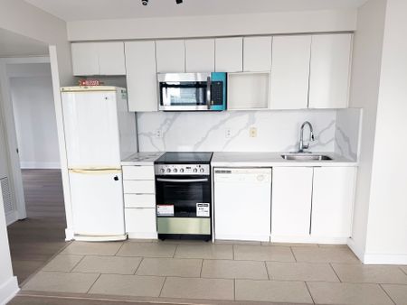 For Lease - 15 Fort York Boulevard Unit# 3006, Toronto, Ontario - Photo 4