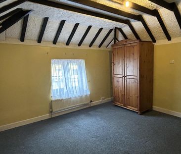 2 bedroom semi-detached house to rent - Photo 1