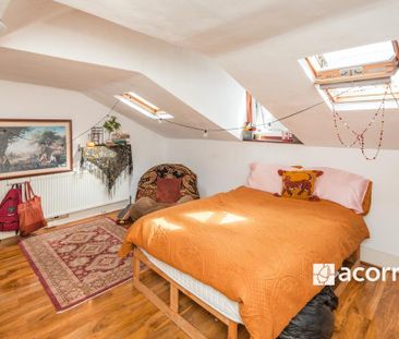 6 bedroom terraced house to rent - Photo 4