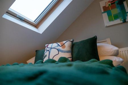 1 bedroom in a house share to rent - Photo 5