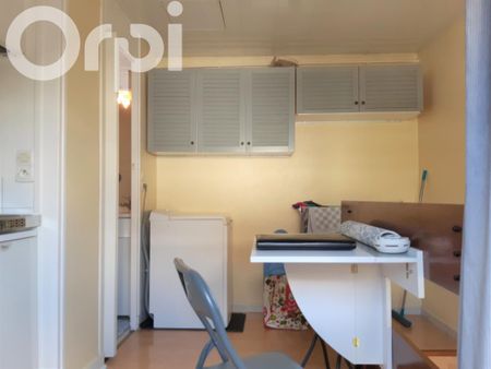 Location Appartement 2 pièces Meublé 19m² SENLIS 60300 - Photo 4