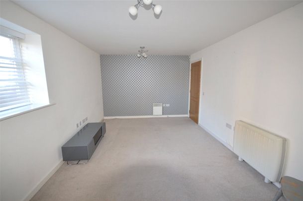 Home Orchard, Ebley, Stroud, Gloucestershire, GL5 - Photo 1