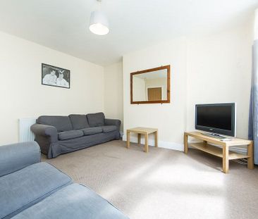 The Turnways, Headingley, Leeds - Photo 2