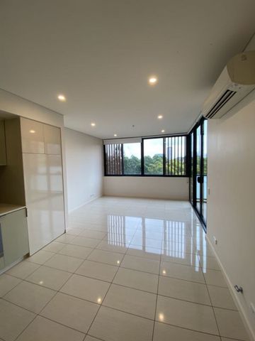 Deposit Received I Superior 1-Bedroom I Room-Sized Study I Parking Included - Photo 2