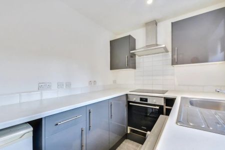 Alexandra Street, Nottingham, NG5 1RP - Photo 2
