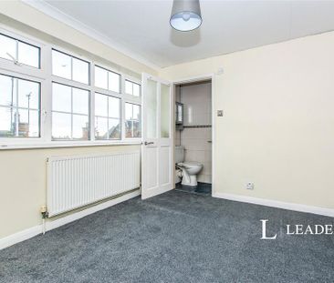 3 bedroom terraced house to rent - Photo 5