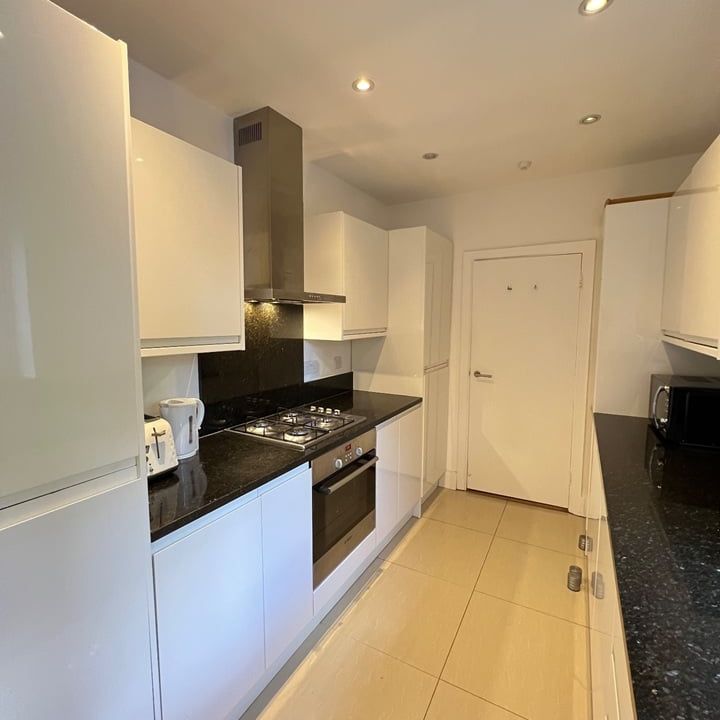 2 Bed Flat, Queen's Park, NW6 - Photo 1