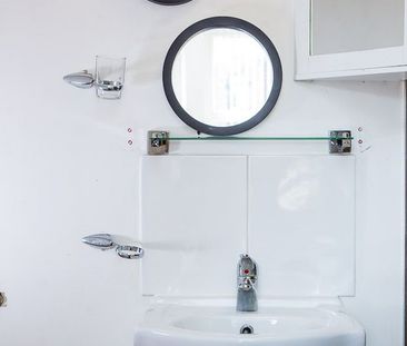 Flat 3, 66 Chapel Lane, Headingley, Leeds - Photo 4