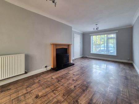 3 bedroom mid terraced house to rent, - Photo 5