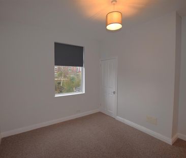 2 bedroom house - terraced to rent - Photo 6