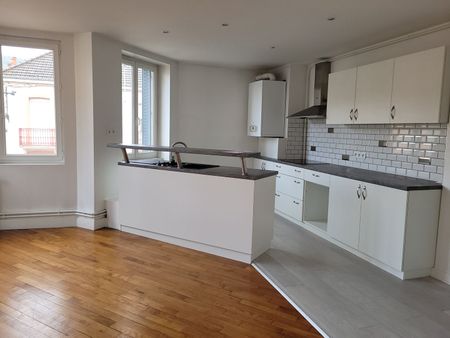 Location Appartement 3 pièces 77m² - Photo 4