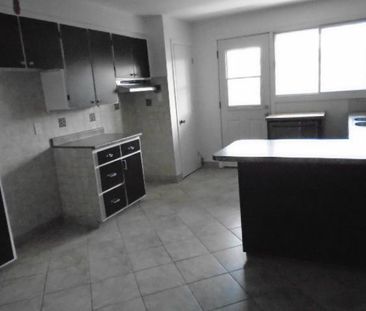 5 ½ rue Lacordaire et Bélanger LIBRE - Photo 2