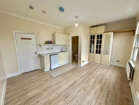 Studio to rent - Photo 5