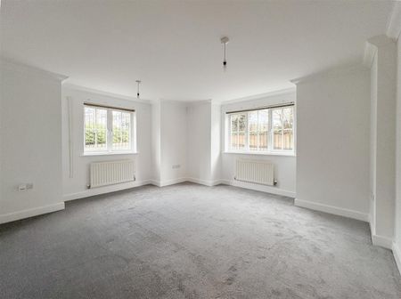 Welton Rise, St Leonards, TN37 7RS - Photo 2