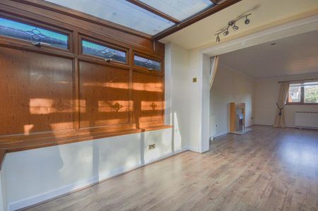 2 bedroom property to rent - Photo 3