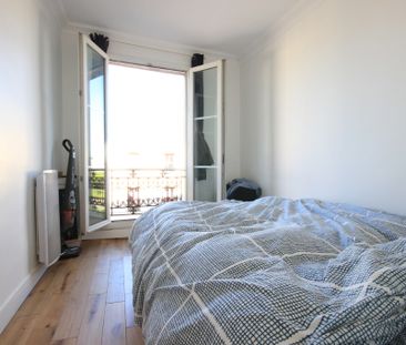 Appartement a louer Paris - Loyer €1 162/mois charges comprises ** - Photo 3
