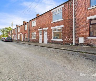 3 bedroom terraced house to rent - Photo 3