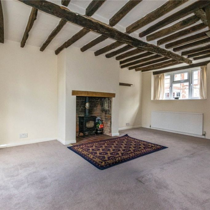 2 Bedroom - Weydon Farm Lane, Farnham - Photo 1