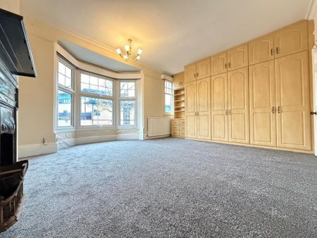 4 bedroom terraced house to rent - Photo 5