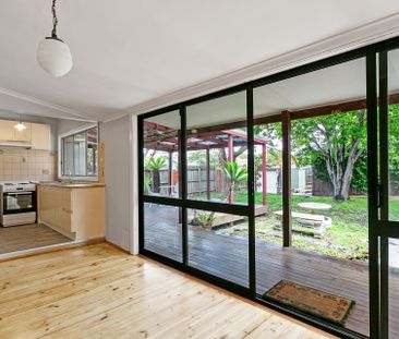 Charm & Character! - Photo 4