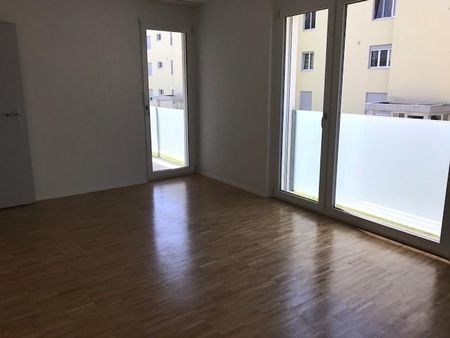 5.5-Zimmer-Familienwohnung mit moderner Ausstattung - Photo 2