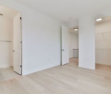 For Lease - 20 Berczy Manor Crescent, Markham, Ontario - Photo 6