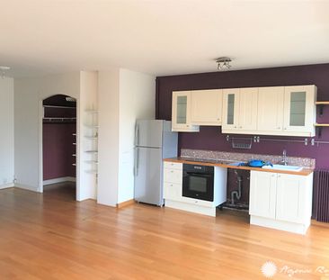 Location Appartement 2 pièces 50m² ST GERMAIN EN LAYE 78100 - Photo 2