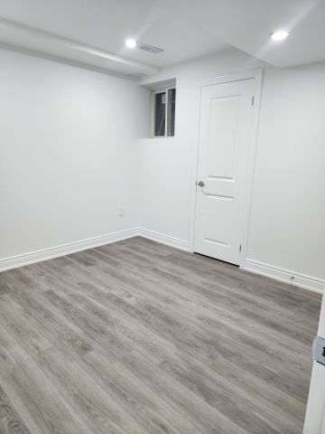 For Lease - 15 Mccourt Drive, Ajax, Ontario - Photo 2