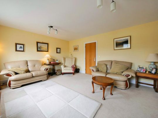 3 bedroom townhouse to rent - Photo 1