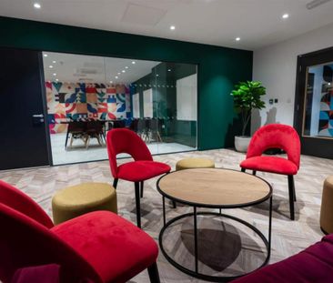 1 bedroom in a flat share to rent - Photo 2