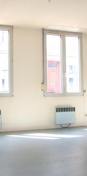 Location Appartement 1 pièce 24m² LILLE 59000 - Photo 1