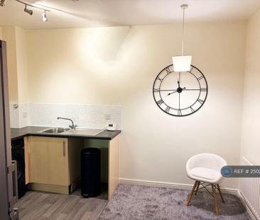 2 bedroom flat to rent - Photo 6