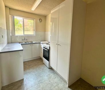 16/30 Trinculo Place, Queanbeyan East - Photo 2