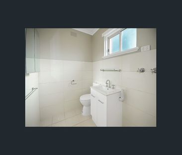 EASY STUDIO LIVING - Photo 3