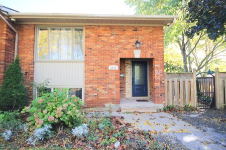 For Lease - 4244 York Drive, Niagara Falls, Ontario - Photo 2