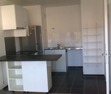 Location Appartement 2 pièces 39m² - Photo 3