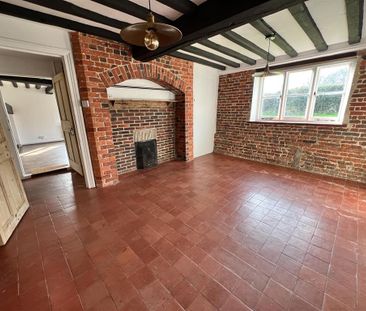 4 bedroom detached house to rent - Photo 1