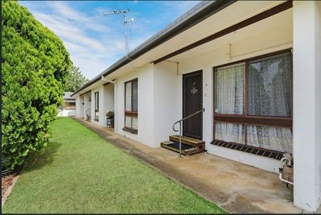 Convenient, Quiet & Perfectly Positioned - Photo 4