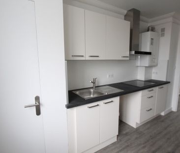 Location Appartement 3 pièces 56m² NANTES 44200 - Photo 3