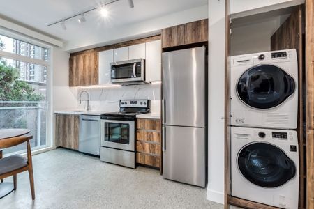 1170 Barclay Street apartment — Vancouver, BC (0-Bedroom) - 0 Bedroom - Photo 4