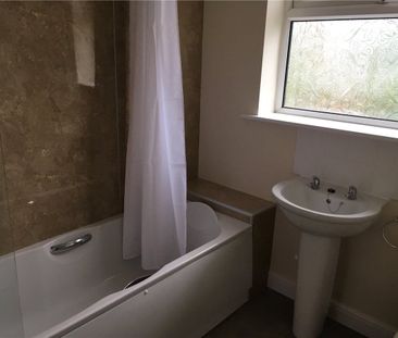 Available now, 14 Filey Avenue is a beautifully presented, five bed... - Photo 1